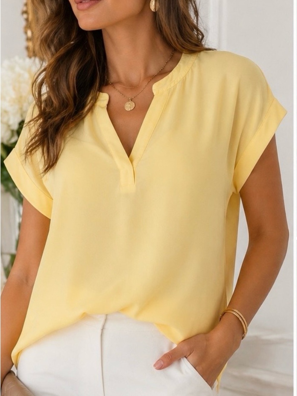 Cynthia Steffe women’s Blouse V Neck yellow casual office size large